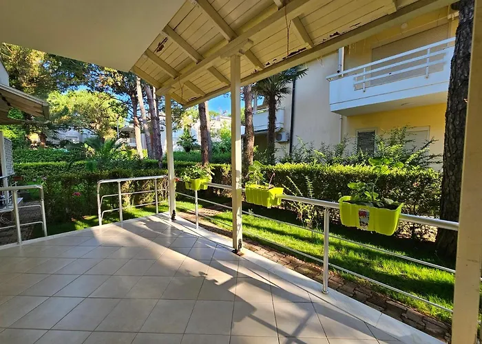 Lalzi Bay, Lura 1 Ground Floor Apartament