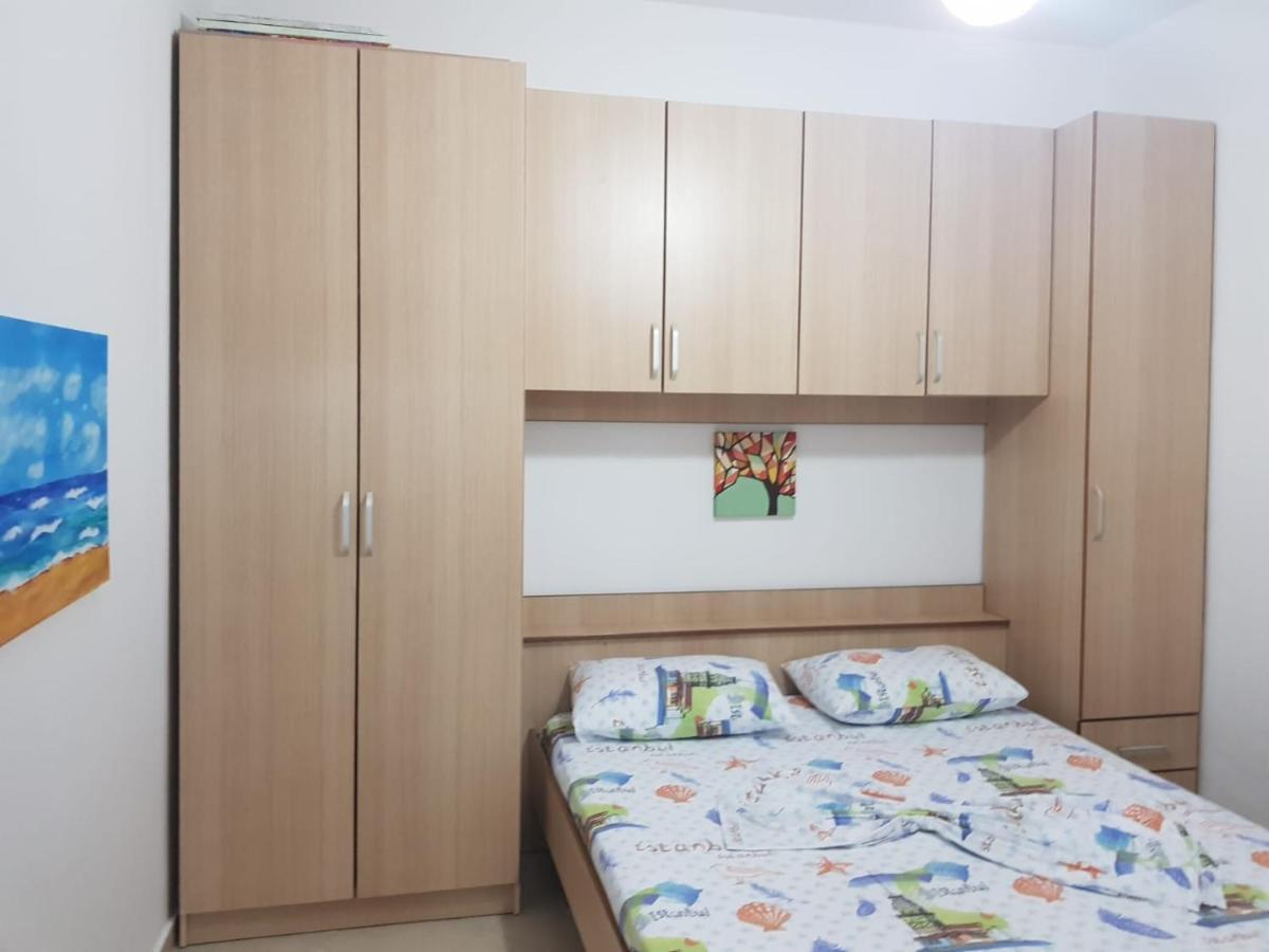 Lalzi Bay, Lura 1 Ground Floor Apartament Feriehus *