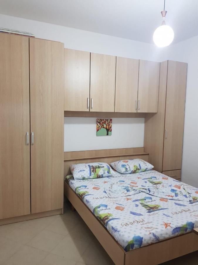 Feriehus Lalzi Bay, Lura 1 Ground Floor Apartament *